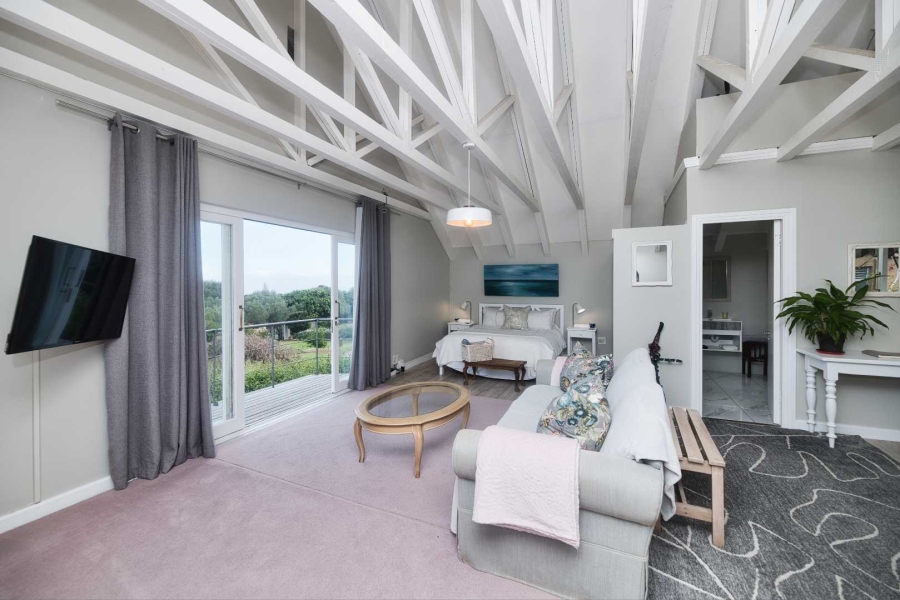 7 Bedroom Property for Sale in Voelklip Western Cape